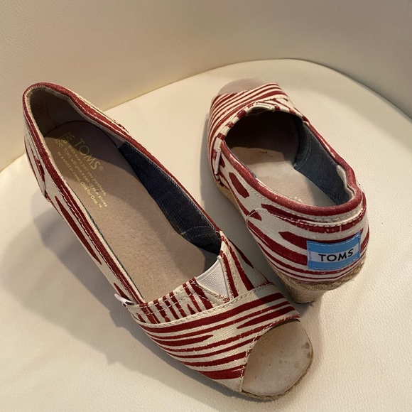 TOMS espadrille style peep toe pumps - Picture 3 of 9